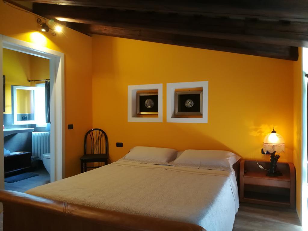 Casa Degli Amici Bed & Breakfast Treviso Exterior photo